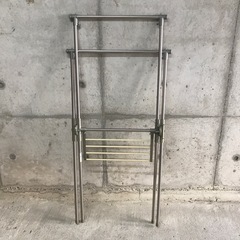ステンレス製物干しラックの画像