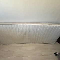 IKEAマットレスHUSVIKAの画像