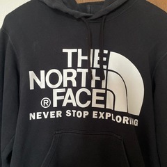 ノースフェイスパーカーの画像