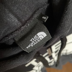 ノースフェイスパーカーの画像