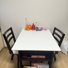 ダイニングテーブルセットの画像