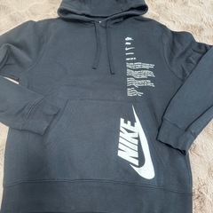 希望取引日時をコメントで💛NIKEフゥーディの画像