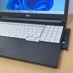 富士通ノート i5-6300Uの画像