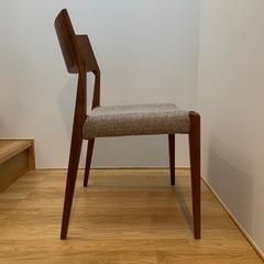 日進木工　Formsシリーズ　チェア　ウォールナットの画像
