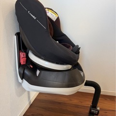 お受取り者様決まりました⭐︎コンビ　　チャイルドシートの画像