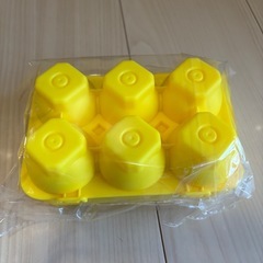 モンテッソーリ　たまごの型のかたちあわせの画像