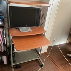 パソコンラックの画像