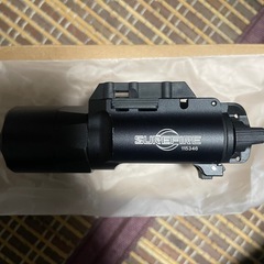 ほぼ未使用！ surefire レプリカ X300U ウェポンライト の画像