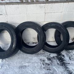 225/60R17  DUNLOP WINTER  MAXX SJ8 バリ山スタットレスの画像
