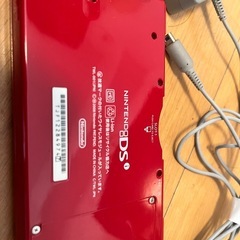 Nintendo DS i レッドの画像
