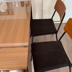 ダイニングテーブル&チェア4脚 セットの画像