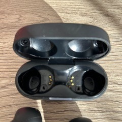 【ジャンク品】ワイヤレスイヤホン　　WF-1000XM4  SONYの画像