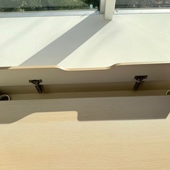 イケアのデスク　の画像