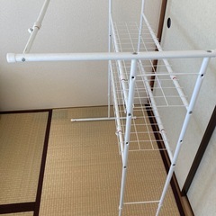 押入れ用ハンガーラックの画像