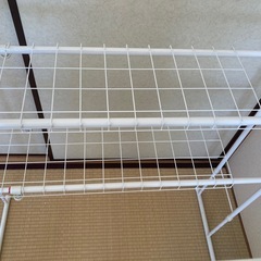 押入れ用ハンガーラックの画像