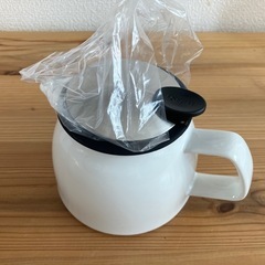 【急募】未使用 ティーポットの画像