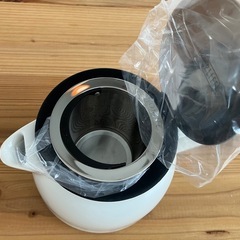 【急募】未使用 ティーポットの画像