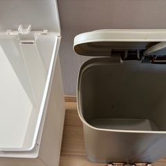 ゴミ箱　※2個でこの値段の画像
