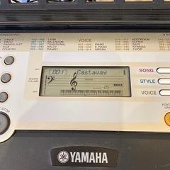 YAMAHA PSR-E203 キーボード ACアダプタ・譜面台の画像