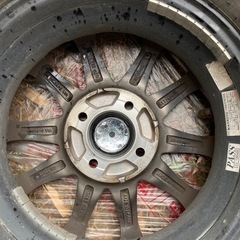 スタッドレスタイヤ　165/65R13の画像