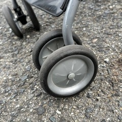 【無料】コンパクトベビーカーの画像