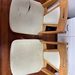 （本日糸満市受取限定）ダイニングテーブル・イスの画像