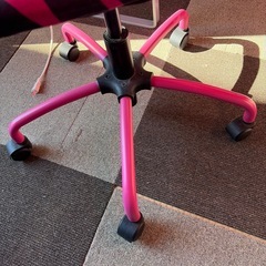 IKEA 椅子　チェア　ピンクの画像