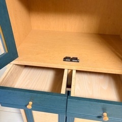 本棚　食器棚❓キャビネットの画像