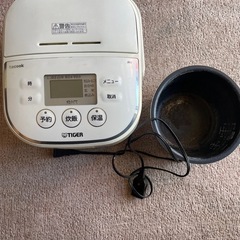 炊飯器の画像
