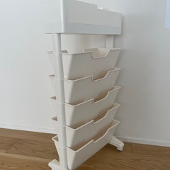 収納棚(子供用)の画像