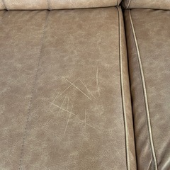 大型レザーソファーの画像