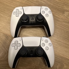 PS5デジタルエディション+コントローラー×2の画像