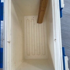 クーラーボックス　釣りの画像