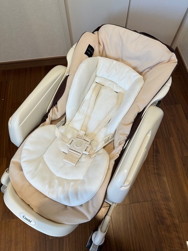 【美品】コンビ　ラック　ハイ&ローチェア　