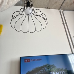 【無料】　照明　電球付いてます　の画像