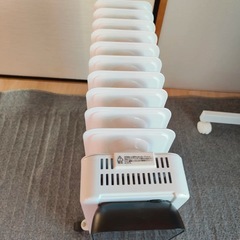 オイルヒーター1200W タッチパネル & リモコン付きの画像