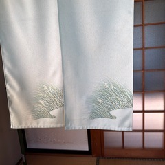 着物素材リメイク暖簾のれん横〜53–丈〜86!
の画像