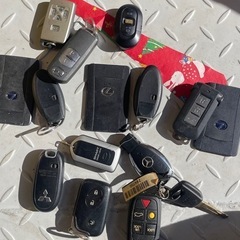 倉庫大掃除中！！　カーナビ　ドラレコ　いろんな物ありますの画像