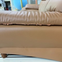 【引き取り限定】３人がけソファの画像