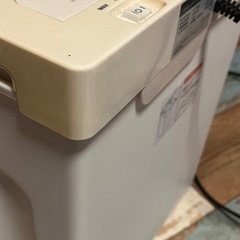 SANWA ペーパー＆CDシュレッダー 400-PSD003W 動作品 ホワイトの画像