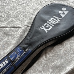 バラ販売も行います！　　テニスラケットとウェアセットの画像