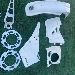 本日限定　ハスクバーナ　1991年WR250？　レストアベースの画像