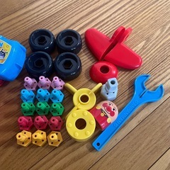 アンパンマン くみたてDIY とびだせノーズパンチ! ねじねじアンパンマンごう
の画像