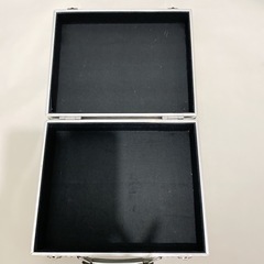 アルミケースの画像