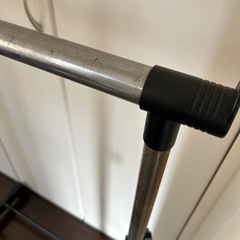 ハンガーラックの画像