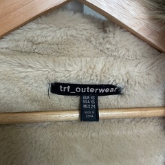 ZARAアウターの画像