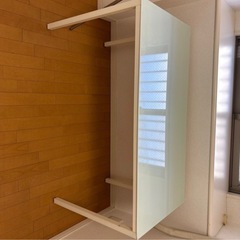 ガラステーブル (120x 60cm x 70cm)の画像