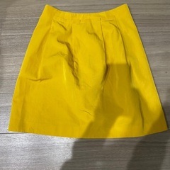 【トゥモローランド】スカート ひざ上　イエロー
