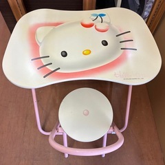 ★ハローキティ★折りたたみテーブル & イス セット サンリオ キティちゃん・高さ69cm×幅74cm×奥行き50cmの画像