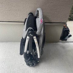 ジョイー　ベビーカーの画像